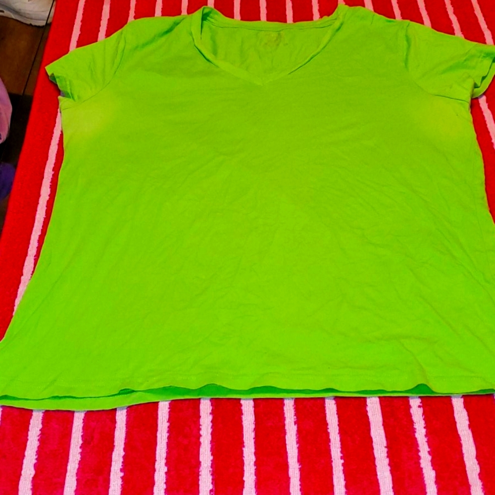 Lady footlocker tshirt women xl